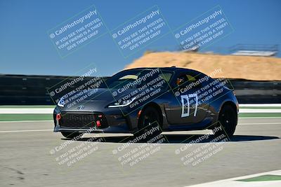 media/Nov-01-2025-Speed Ventures (Sat) [[3969607d77]]/Blue Group/Session 2 (Turns 1 and 3)/